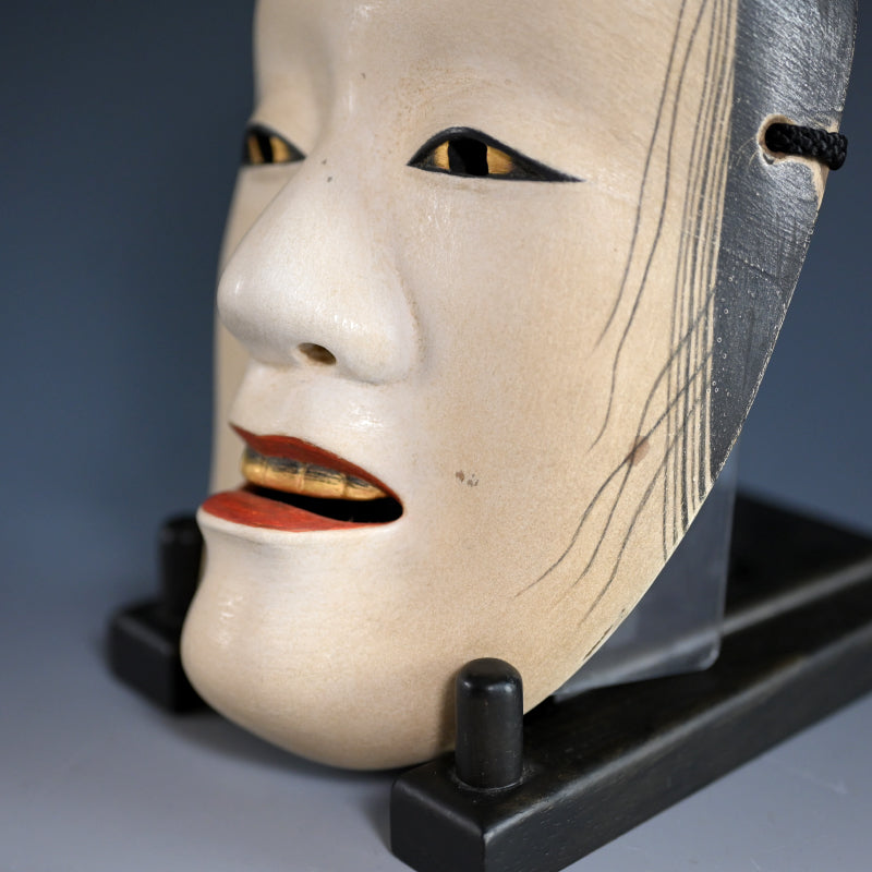 Traditional Japanese Female Noh Mask, “DEIGAN / 泥眼”