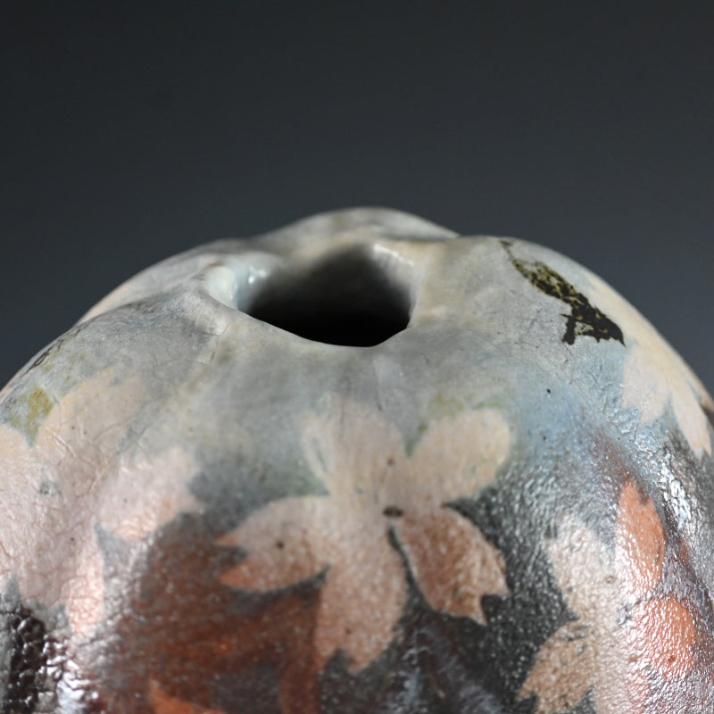 Huge Manyosai Flower Vase ー"万葉彩志野桜紋扁壺"