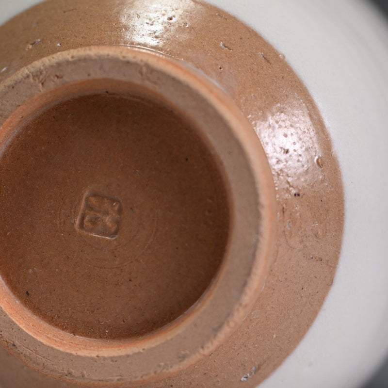 Sodeicha Yamada Hikaru Vase ー山田 光 “白化粧鉄繒 壺”