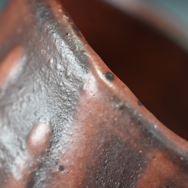 Superlative Fire-red Shino Chawan ー山田 和 "志野茶盌"