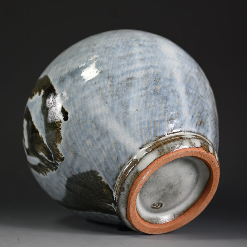 Breathtaking LNT Tsubo ー島岡 達三 "白釉象 流文壺"