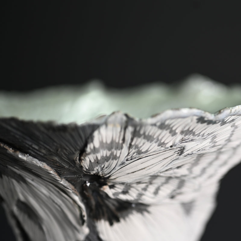 Contemporary Shingu Sayaka Vase ー新宮 さやか "萼容花入"