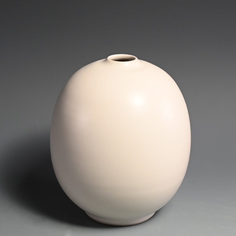 Sodeisha Artist Yamada Hikaru Tsubo ー山田 光 “白釉 壺”