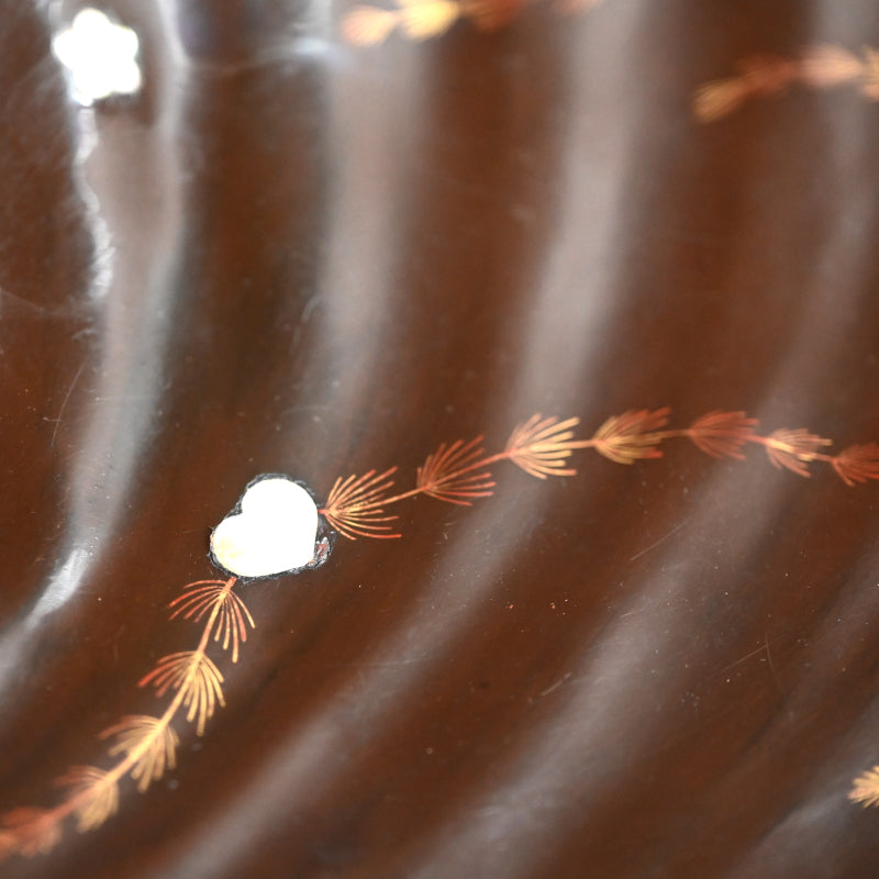 Edo period Shell Shaped Lacquer Wooden Bowl