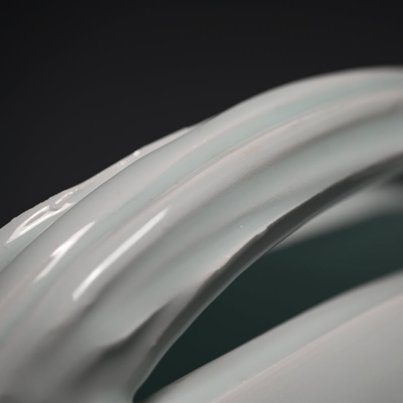 Seihakuji Porcelain Vessel