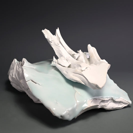 Porcelain Sculpture ー加藤 委 “FREEZE FLAME 1996”