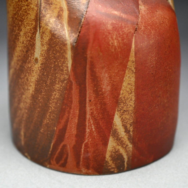 Sculptural Vase ー清水 六兵衛 "一輪指花陶容"