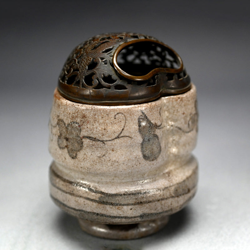 Early Edo p. Shino-Oribe Koro