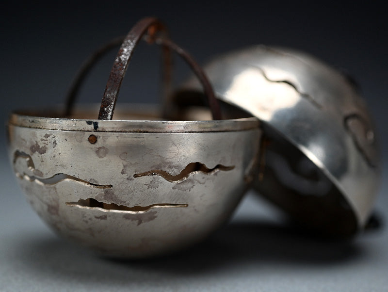 Silver Small Tsurikoro Hanging Censer