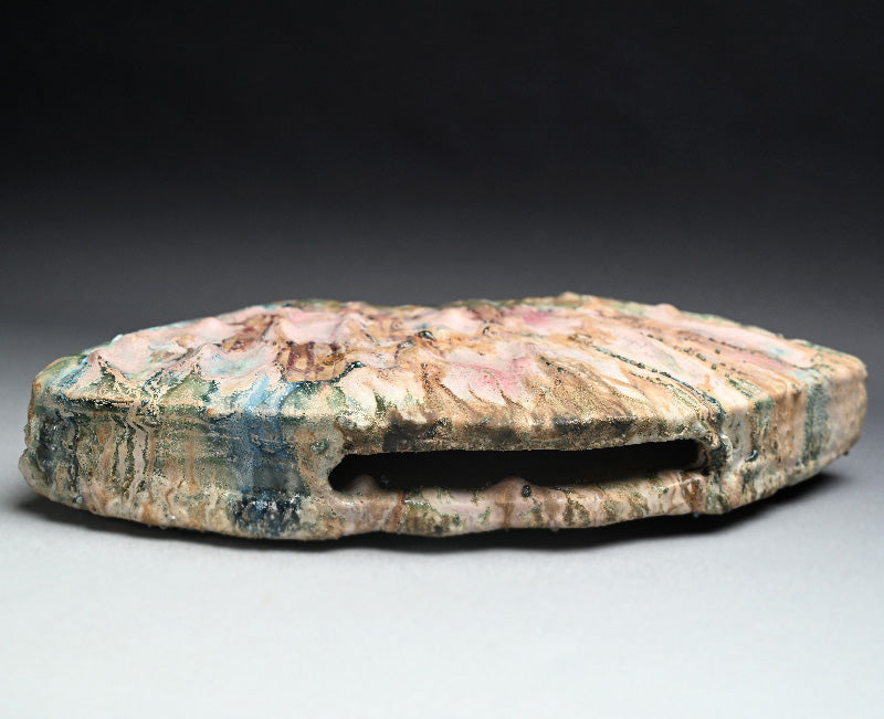 Contemporary Manyosai Ceramic Vase ー林 正太郎 "万葉彩扇面花器"