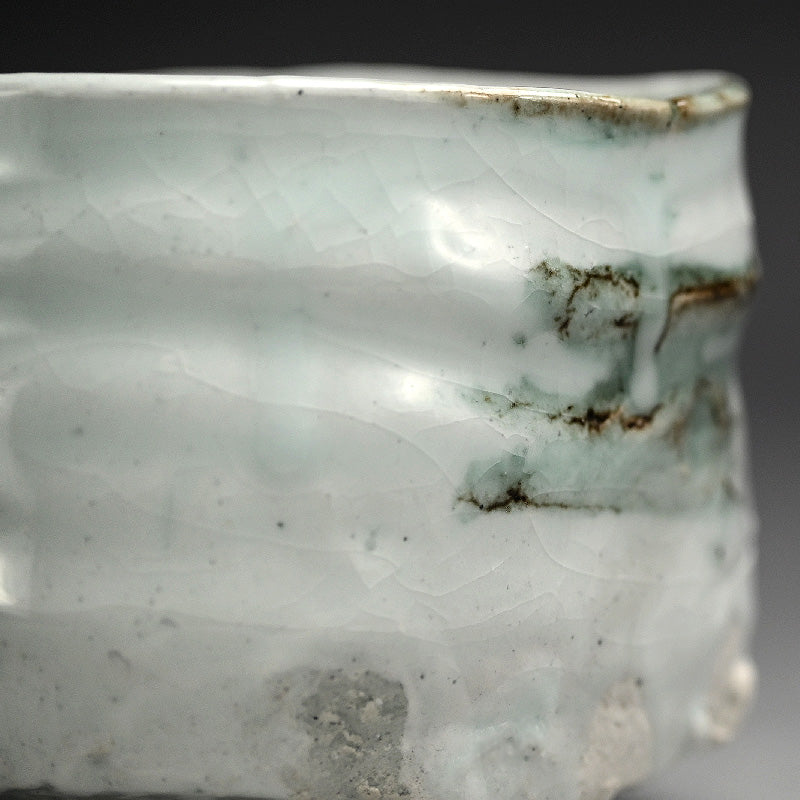 Contemporary White Chawan ー鯉江 良二 "引出し 白茶盌"