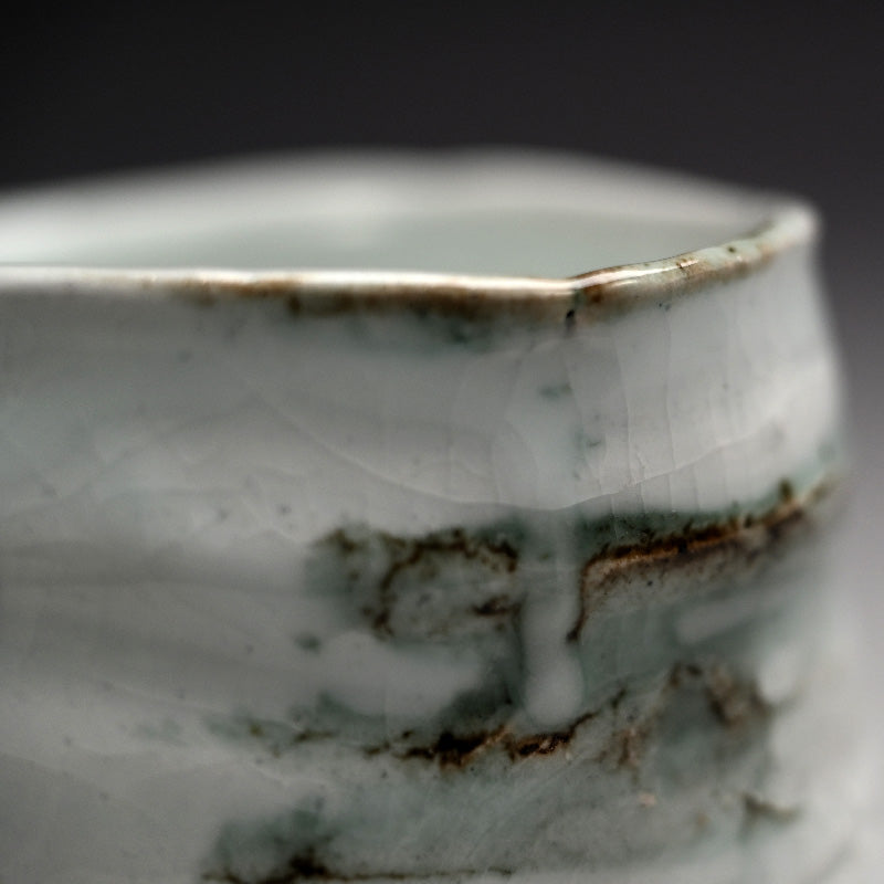 Contemporary White Chawan ー鯉江 良二 "引出し 白茶盌"
