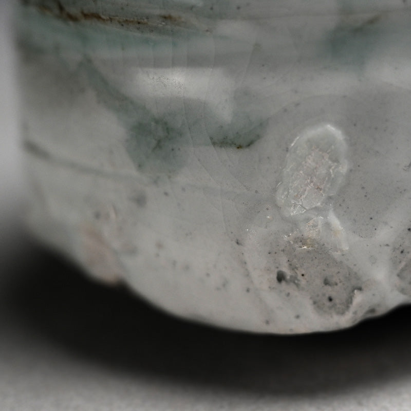 Contemporary White Chawan ー鯉江 良二 "引出し 白茶盌"