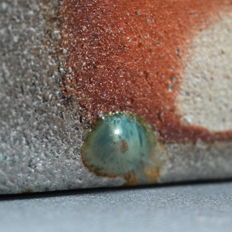 Dramatic Heavy Shigaraki Pottery Slab ー藤本 秀 "信楽 陶盤"