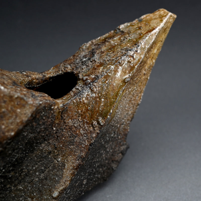 Shinogi Suichu Kaki Vase ー新 学 "伊賀 鎬水注花器"