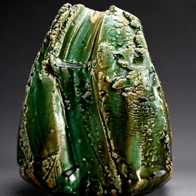 Stellar Riven Clay Oribe Vase ー"織部花器"