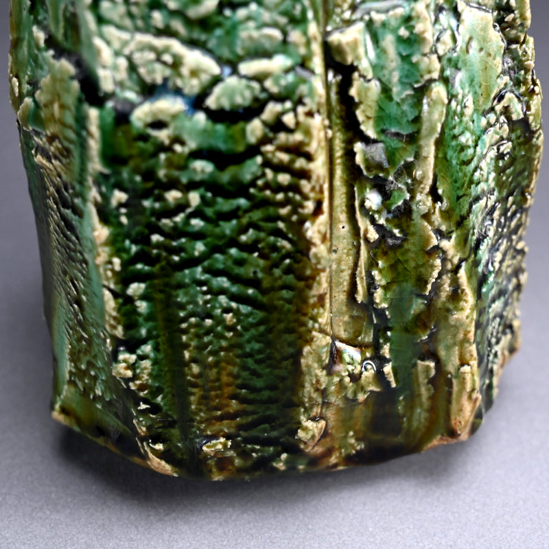 Stellar Riven Clay Oribe Vase ー"織部花器"