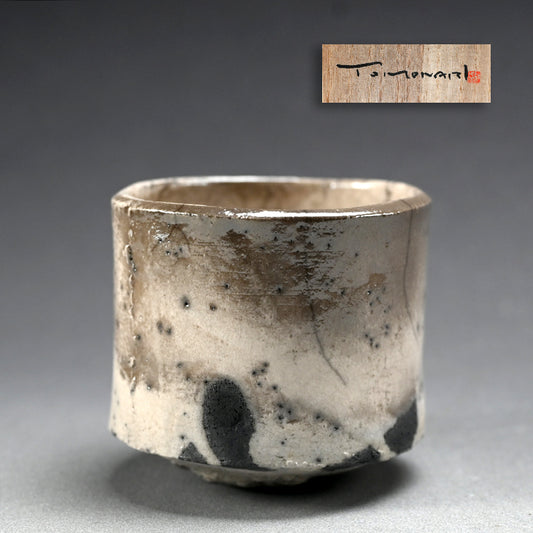 White Raku Chawan Tea Bowl ー橋本 知成 “白楽筒茶碗”