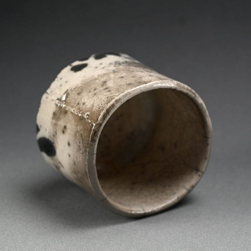 White Raku Chawan Tea Bowl ー橋本 知成 “白楽筒茶碗”