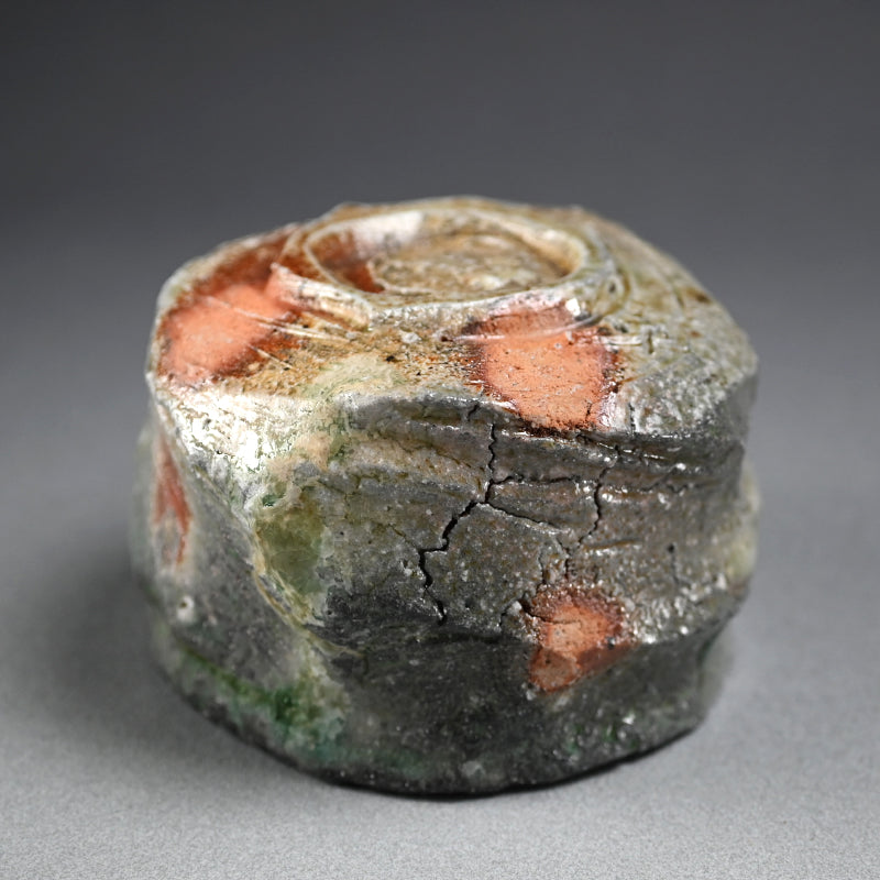 Iga Shinogi Chawan ー新 学 "伊賀 鎬茶碗"