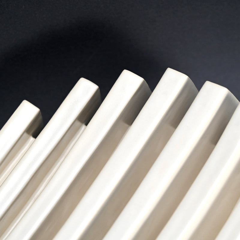 Contemporary White Ceramic Sculpture "Flow" ー杉谷 恵造