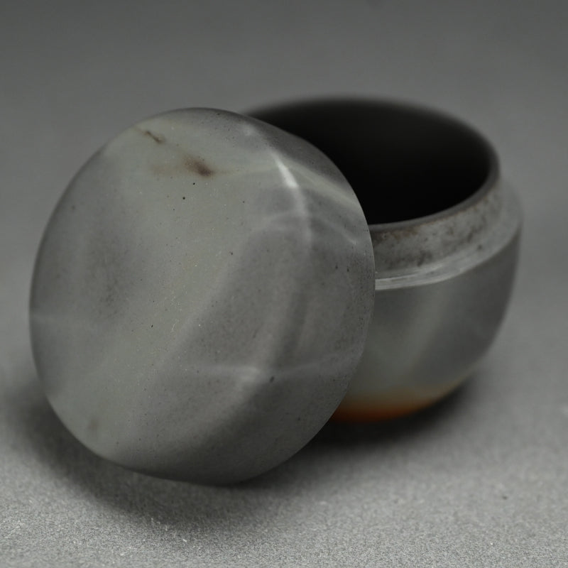 Rare! Ao-Bizen Natsume Tea Container ー岸本 明彦 "備前 棗"