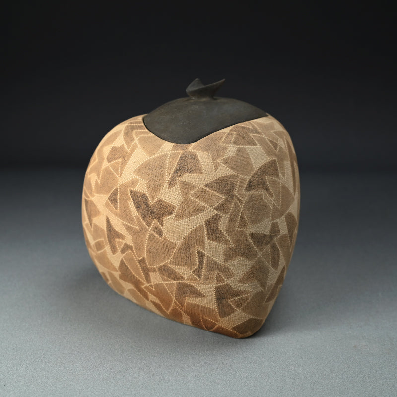 Exhibited Mizusashi Water Container ー服部 全四郎 "布目象嵌水指"