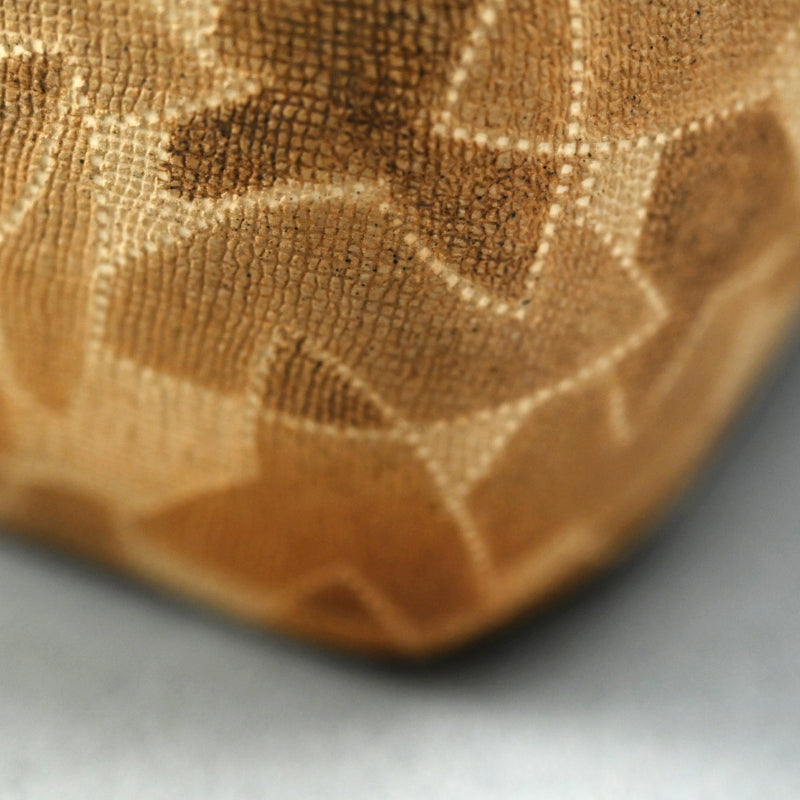 Exhibited Mizusashi Water Container ー服部 全四郎 "布目象嵌水指"