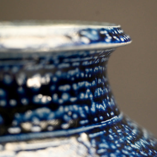 Salt Glazed O-Tsubo ー市野 茂良 “藍塩釉大壺”