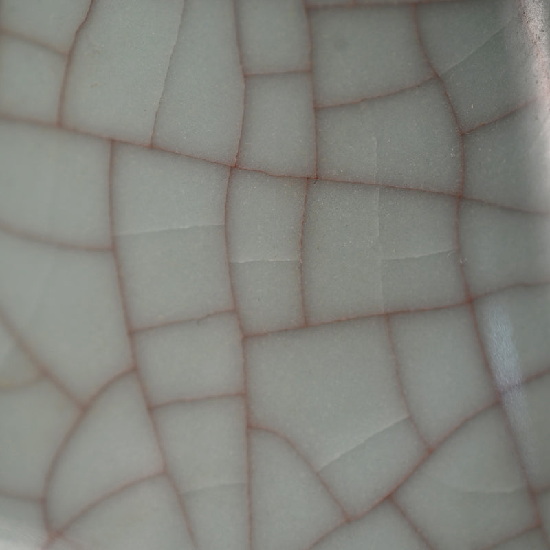 Exquisite Tall Celadon Koro ー浦口 雅行 "青瓷香爐"