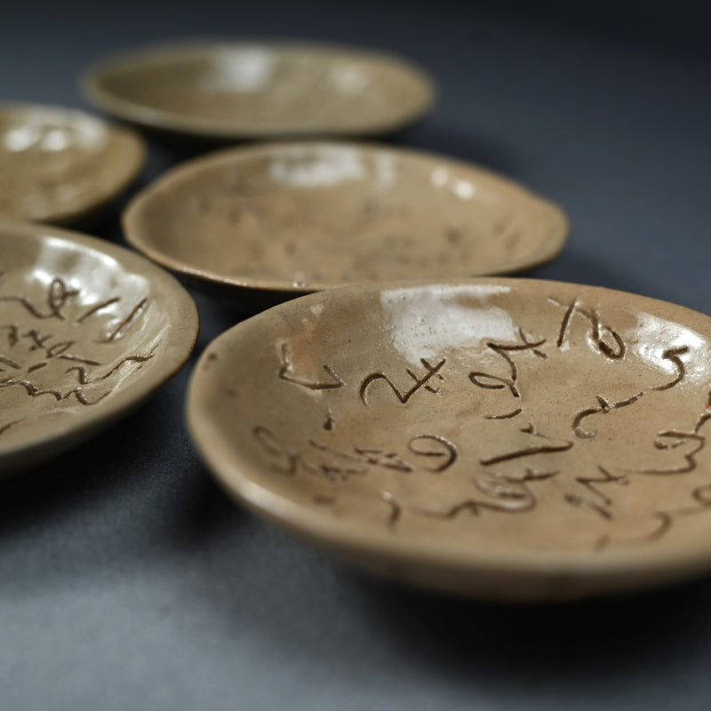 Meme-zara Small Dishes ー大田垣蓮月 銘々皿