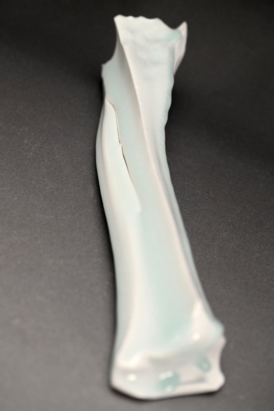 Seihakuji Porcelain Object by Kato Tsubusa ー加藤 委 "青白磁 作品"
