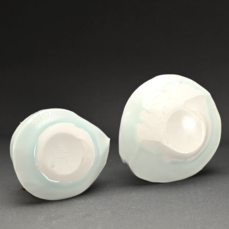 Pair Seihakuji porcelain plates, Shizuku