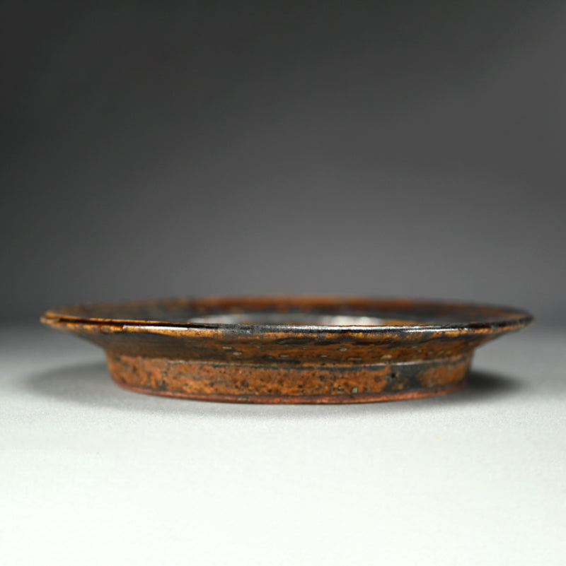 Rim Plate from Rakutogama ー楽久登窯 西村 昌光 "鉄釉八.五寸 リム皿"