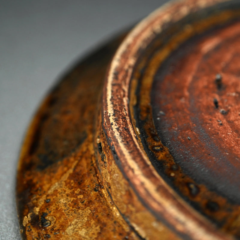 Rim Plate from Rakutogama ー楽久登窯 西村 昌光 "鉄釉八.五寸 リム皿"