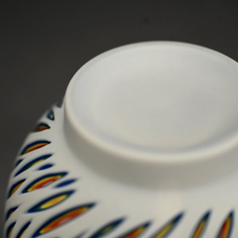 Exquisite hand-cut Porcelain Bowl -A ー北川 和樹 “重色目飯碗”