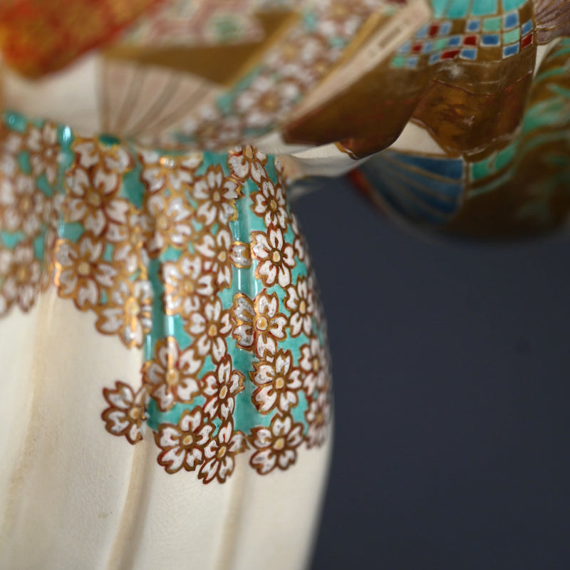 Museum Published Set of 3 Ceramic Okimono ー初代 諏訪蘇山 ”色絵金彩踊置物”