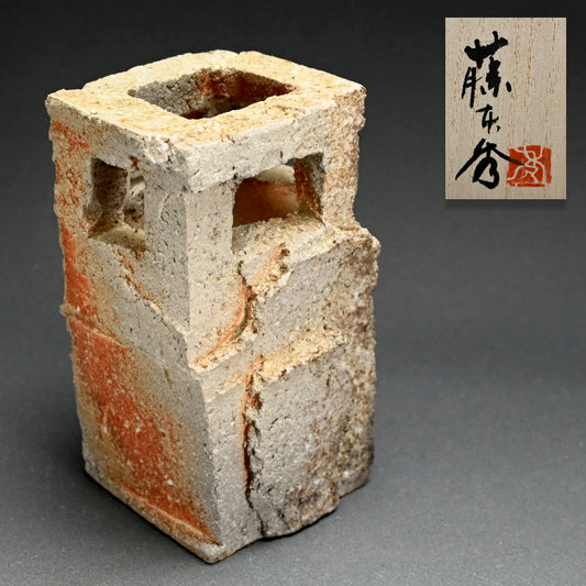 Shigaraki Square Vase ー藤本 秀 "信楽 古楼花生"