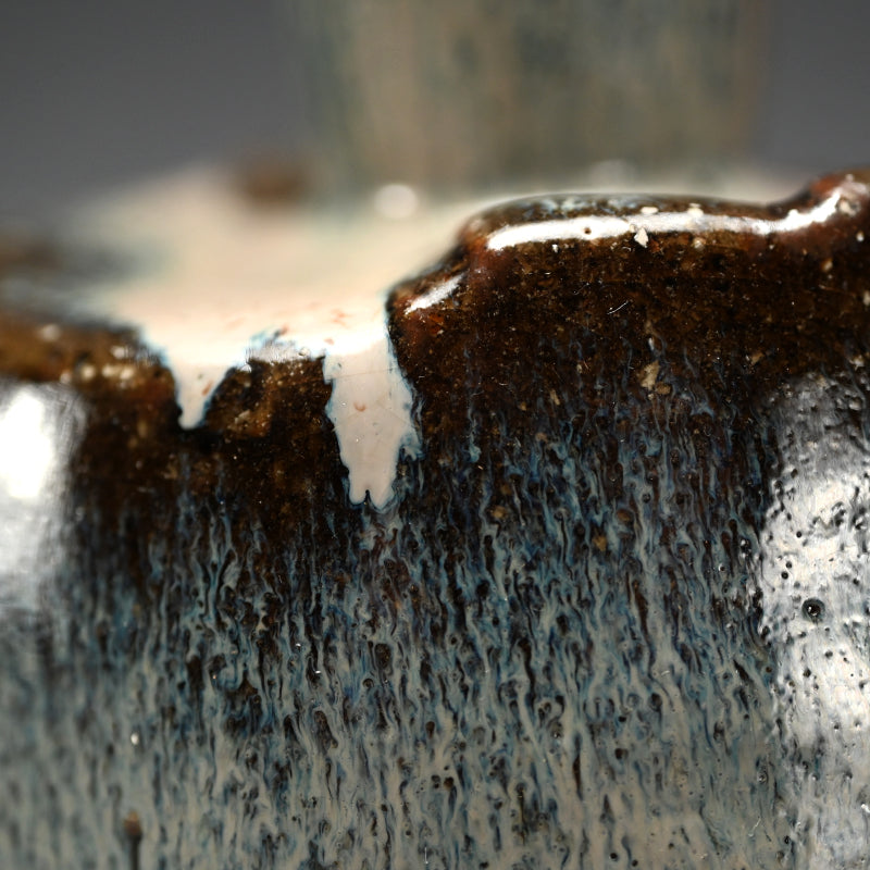 Hagi Vase ー"萩灰被刳貫花入"