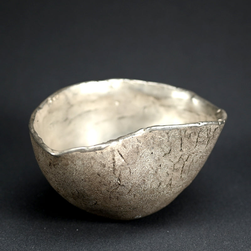 Silver Glazed Utsuwa Bowl ー小川 待子 "うつわ"