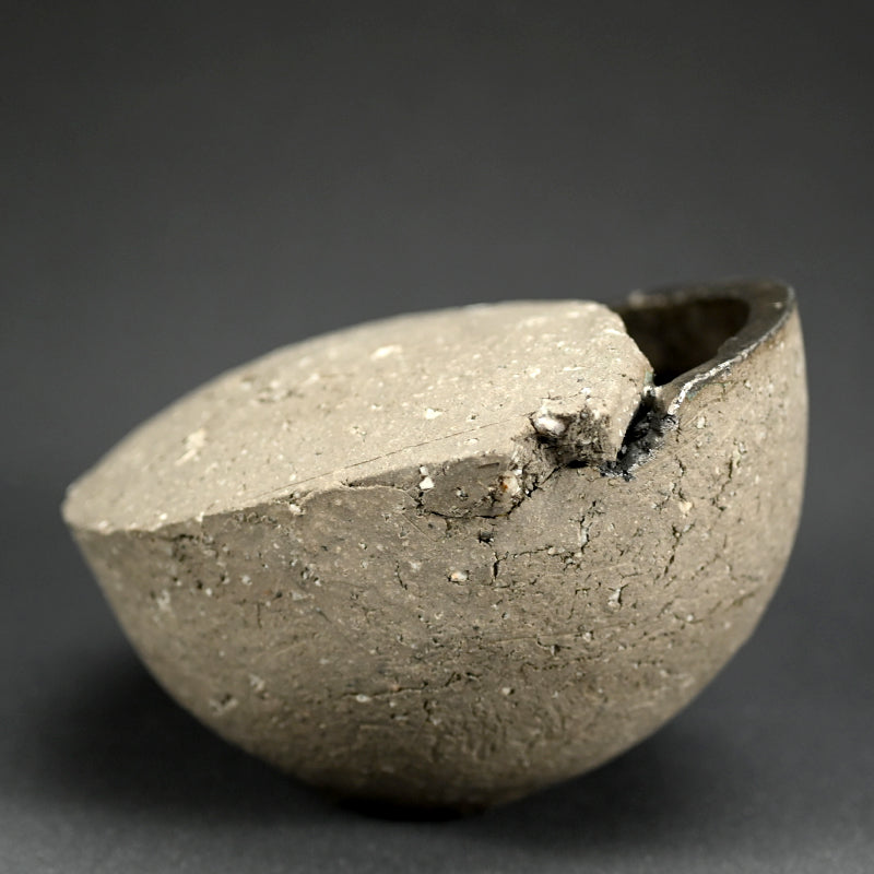 Contemporary Black Clay Vessel ー小川 待子 "うつわ"