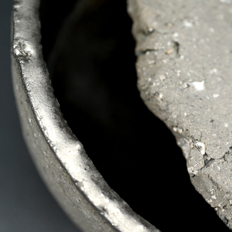 Contemporary Black Clay Vessel ー小川 待子 "うつわ"