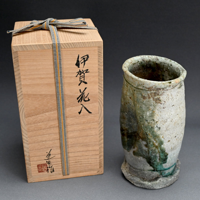 Iga Hanaire ー古谷 道生 "伊賀 花入"