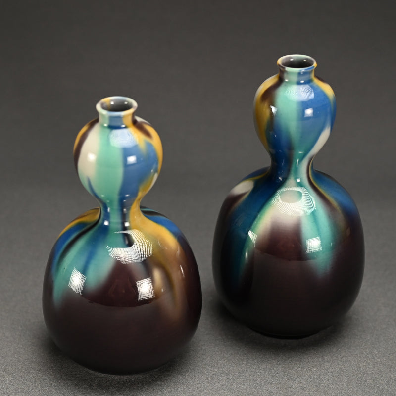 Porcelain Tokkuri Set ー"彩釉徳利 三代 徳田八十吉, 正彦"