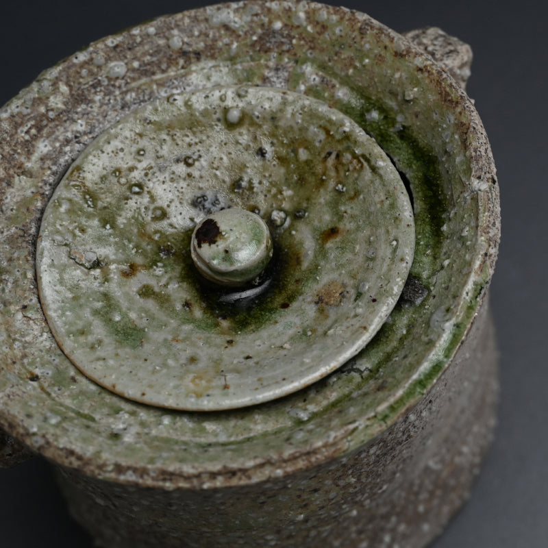 Ash Glazed Mizusashi ー辻村 史郎 "自然釉耳付水指"