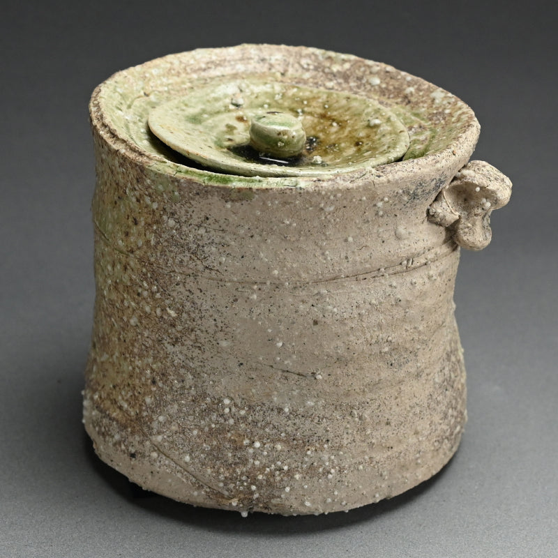 Ash Glazed Mizusashi ー辻村 史郎 "自然釉耳付水指"