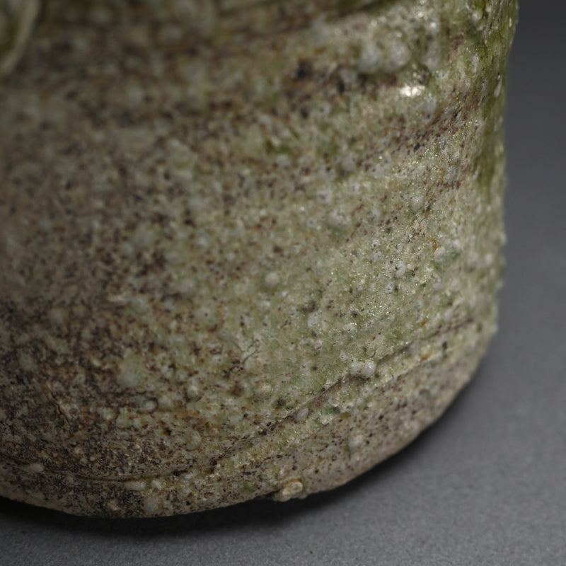 Ash Glazed Mizusashi ー辻村 史郎 "自然釉耳付水指"