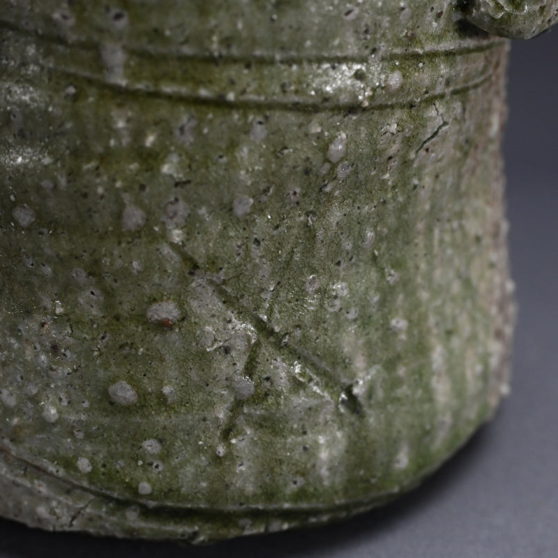 Ash Glazed Mizusashi ー辻村 史郎 "自然釉耳付水指"