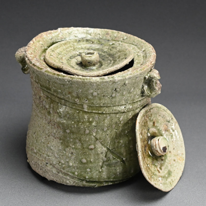 Ash Glazed Mizusashi ー辻村 史郎 "自然釉耳付水指"