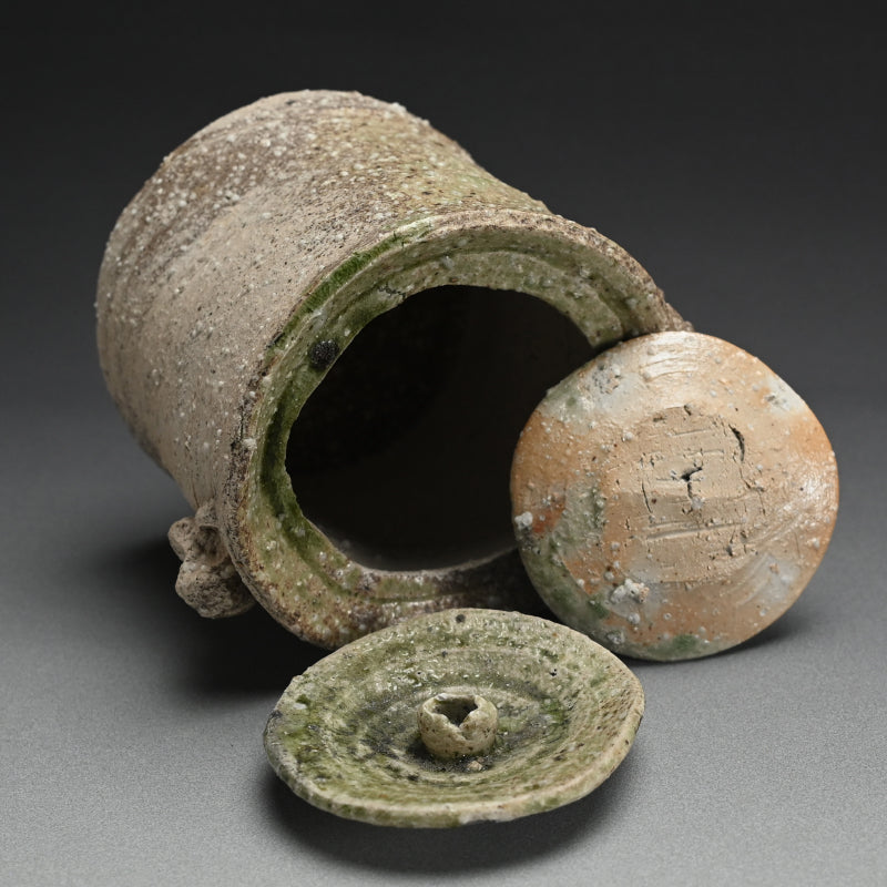 Ash Glazed Mizusashi ー辻村 史郎 "自然釉耳付水指"